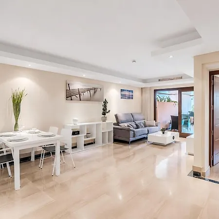 Apartmán Bp4a.2b - Beachfront 2br With Terrace Gardens *