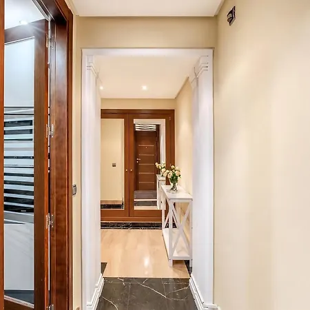 Bp4a.2b - Beachfront 2br With Terrace Gardens