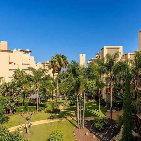 Bp4a.2b - Beachfront 2br With Terrace Gardens Apartmán
