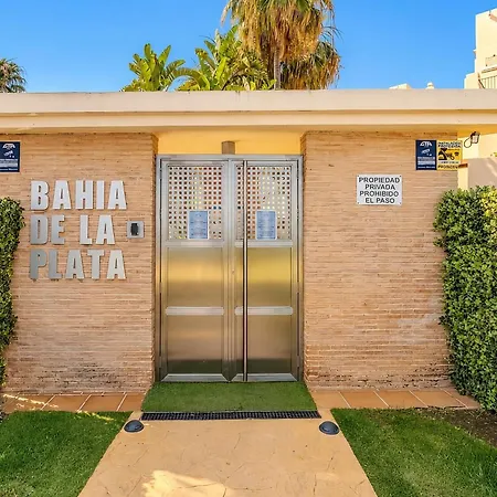 Lejlighed Bp4a.2b - Beachfront 2br With Terrace Gardens Estepona